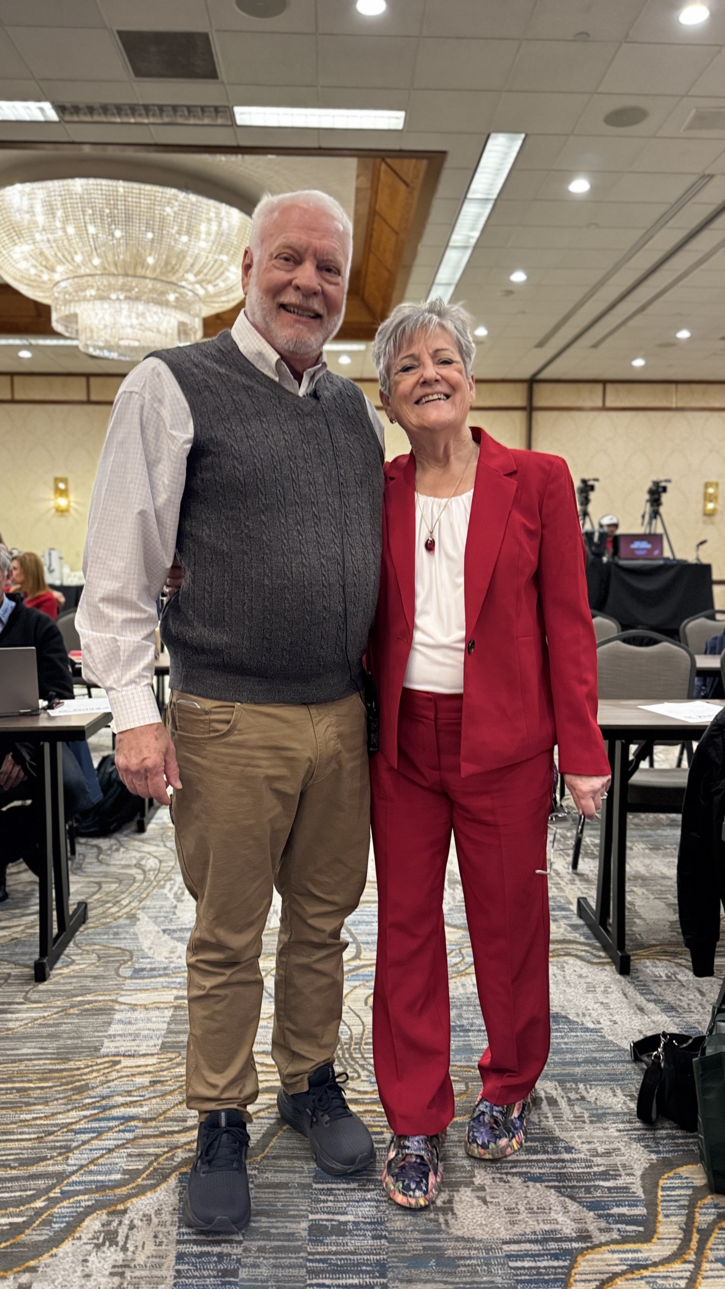 roger billica and carolyn mcmakin